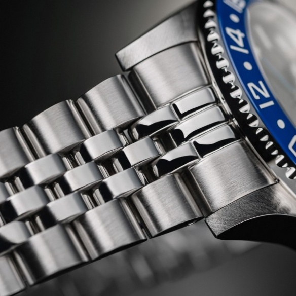 Ternos Professional TT GMT Automatic watch 161.571.04 DAVOSA - 5
